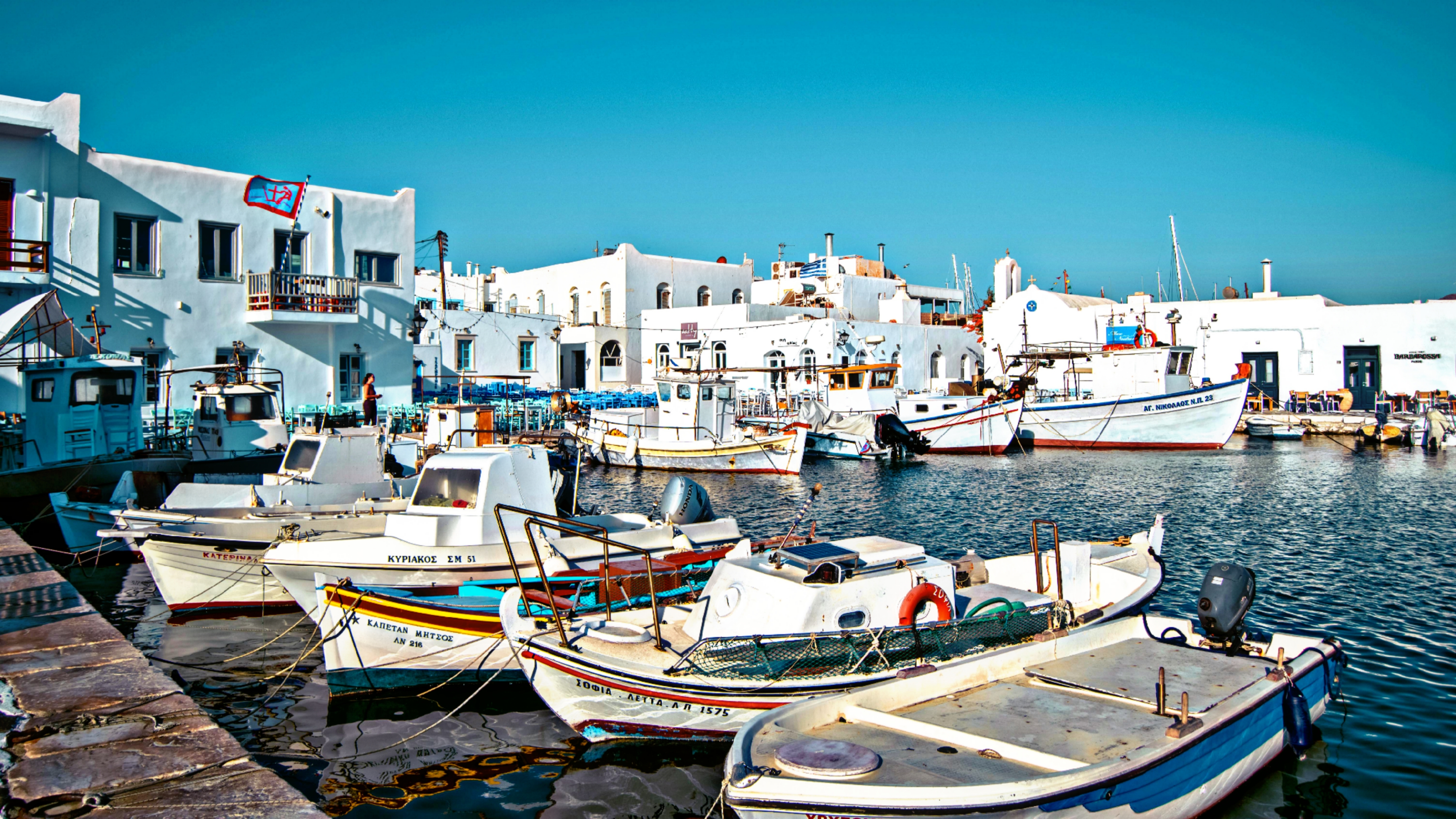 Paros