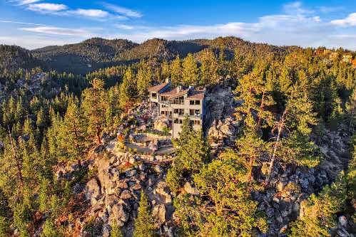 Tahoe Blue Estate, photo 2