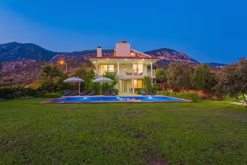 Very Private Villa for 11 in Unique Setting nr. Sea with Spectacular Views, photo 4