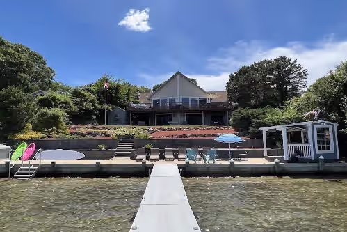 Your Own Personal Tiki-Hut Paradise On John's Pond RPAM033