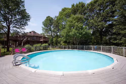 THE WATERFALL WALKOUT & HILLTOP RETREAT, SLEEPS 10+, 4BR*2BA, photo 2