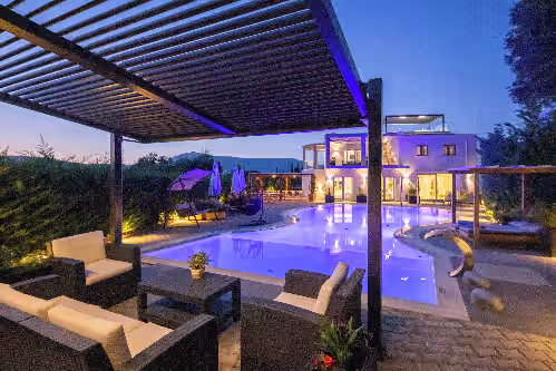 Five Stars Villa Corfu 2 swimming pools 1 heated tennis court