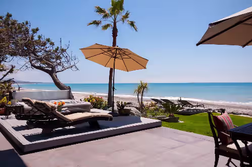 LARGE CONTEMPORARY HOME ON THE SAND, HOT TUB, CHEFS KITCHEN, ENDLESS VIEWS, photo 4