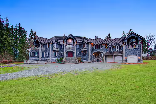 Graystone Castle - 20,000+sq ft Luxury Castle Great for Groups, Gatherings, & Reunions!