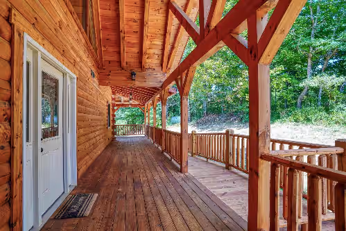 Hocking Hills Laikyns Lodge with Indoor pool- Great View, photo 4