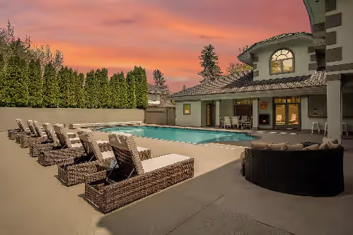Unique home with private pool in downtown Sandpoint, perfect for Summer fun, photo 3