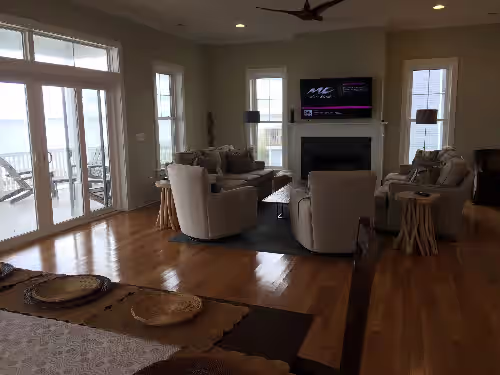 Be Right on the Beach in a Large, Gorgeous House, photo 4