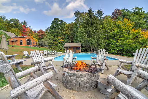 100 acre Amazing Private Estate. 10 BRs w/ Swimming Pool, Tennis Court, Hot Tub, photo 3