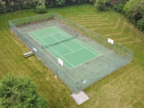 Luxury Large Lakefront Estate ~ 9 hole Pitch/Putt course ~ Tennis Court ~ Pool, photo 2