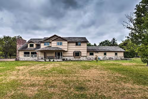 Massive Peck Home w/ Woods & Creek to Explore, photo 4