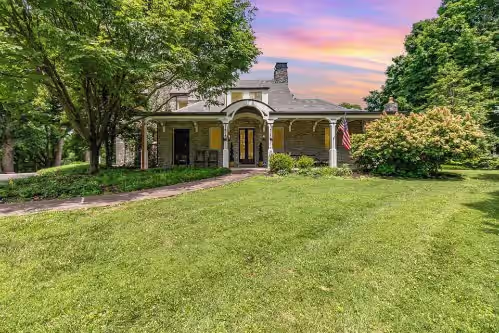 Parklike Estate in the Heart of Louisville w/Pool and Gardens Family Friendly, photo 5