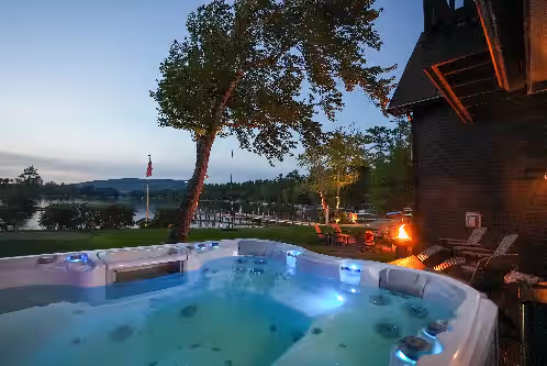 Ultimate Lakefront Vacation Home for Rent, photo 2