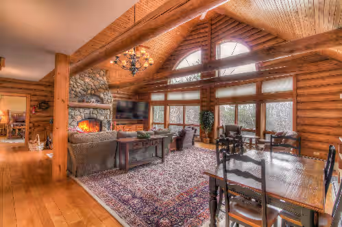 Most Luxurious Log Estate—10 BR's, Pool, Hot Tub, Total Privacy & Lake Access, photo 5