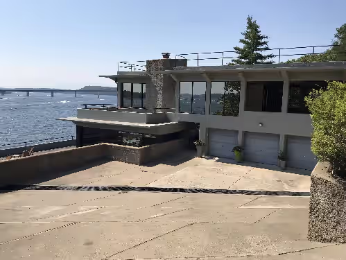Elegant Lakeside Executive Estate Home-Sleeps 20, Pool, Guest Dock & Best View, photo 5