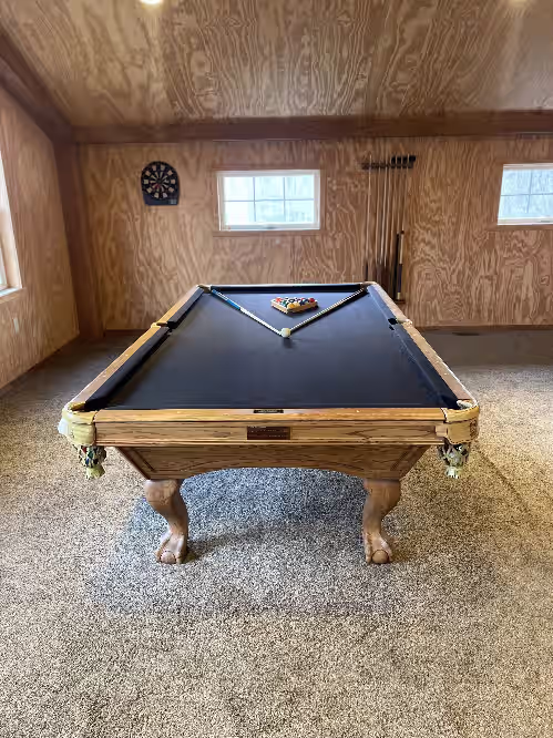 Inviting family retreat with a seasonal saltwater pool, gymnasium and privacy, photo 5