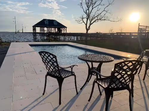 LAKE House with Private Heated Pool, Great for Family Gatherings. Best View!