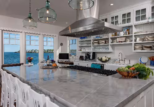 AMAZING BOLD OCEAN-FRONT HOME, WITH BREATHTAKING OCEAN VIEWS, photo 3