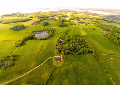 176-acre private estate and historic farmhouse on the shores of Lake Champlain, photo 3