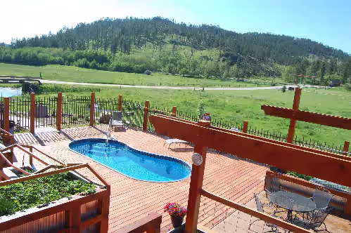 Little piece of paradise, Mickelson Trail Lodge, photo 2