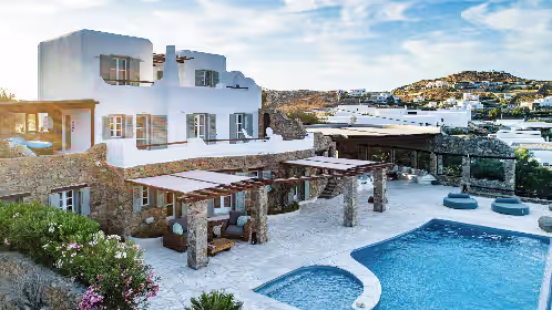Vibrant Villa w/ private pool & Sunrise Views 2024 Renovation