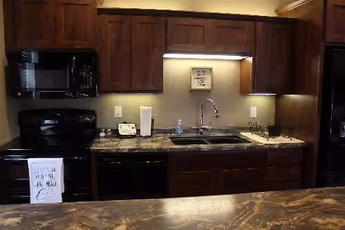 Penthouse in the heart of Downtown Fargo with private rooftop patio, photo 5