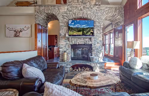 Slope side 8 BR at Sanctuary Majestic Mountain Top Estate 4800 square feet of quality sleeps 16, photo 4