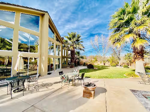 Saint George Home and Property with 2 Private Pools and Pickleball Court, photo 3