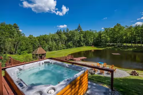 Beautiful Lakeview Log Cabin on 60Acre Property, photo 4