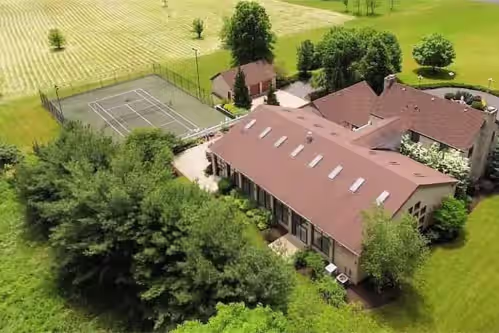 Stien Oasis: Heated Indoor Pool Oasis With Theater, Bar&Tennis Court, photo 2