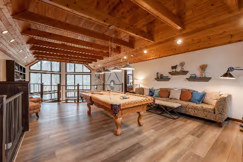 Memory Maker: Lakefront, Dock, Indoor Pool, Outdoor Pool, Sauna!