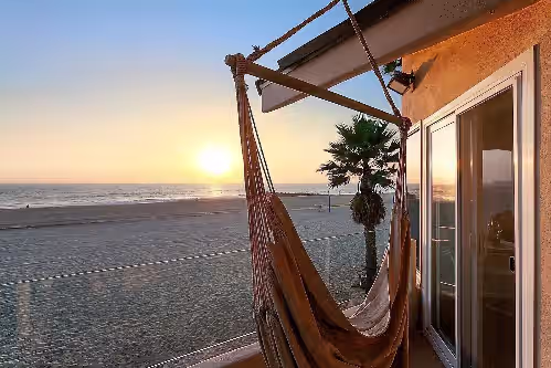 LUXURY OCEANFRONT RETREAT ON THE SAND FIRE PIT NO BOARDWALK Disneyland