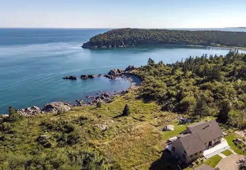 Luxury Oceanfront Vacation Rental in Downeast Maine
