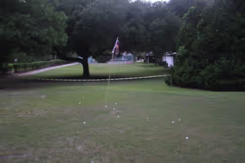 Home/MINI RESORT- pool, tennis court, par 3/four hole golf course, lg. Clubhouse, photo 3